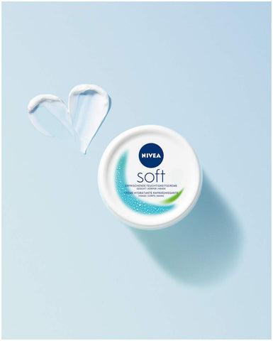 NIVEA Soft Refreshing Moisturising Cream (50 ml), Nourishing Soft Cream with Vitamin E and Jojoba Oil, Fast Absorbing Skin Cream