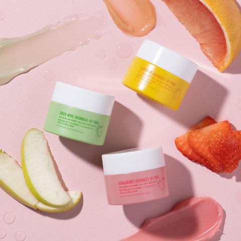 W7 Super Sweet Dreams Overnight Strawberry Lip Mask - Vitamin E, Aloe Vera and Grape Seed Oil - For Hydrated, Full Looking & Irresistible Lips - 12ml