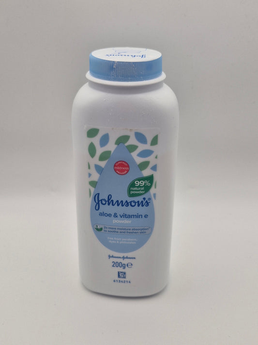 Johnson & Johnson Baby Protective Cornstarch Powder with Aloe Extract, 9 oz