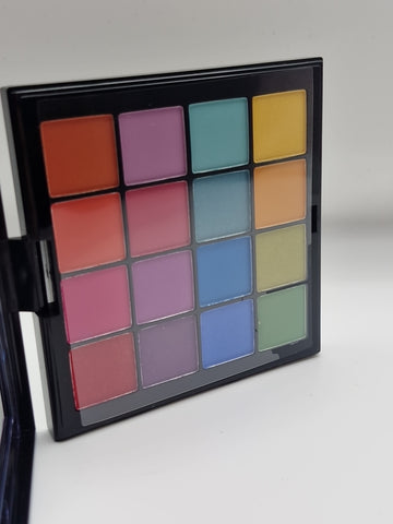 ULTIMATE shadow palette #brights 16x0,83 gr