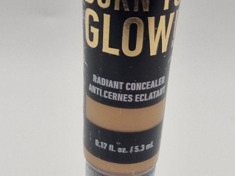 NYX Professional Makeup Born to Glow Radiant Concealer, Iridescent Finish, Reduces Under Eye Circles, Highlight and Contour, Vegan Formula