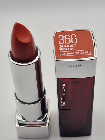 Maybelline Color Sensational Powder Matte Lipstick 45 Smokey Jade