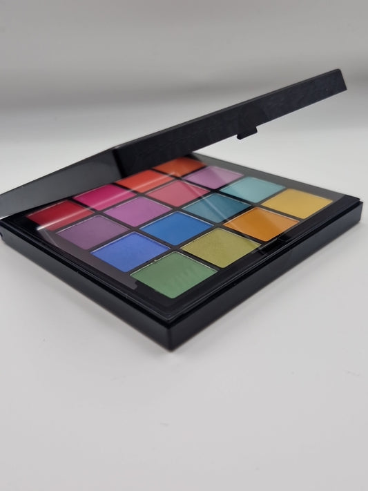 ULTIMATE shadow palette #brights 16x0,83 gr