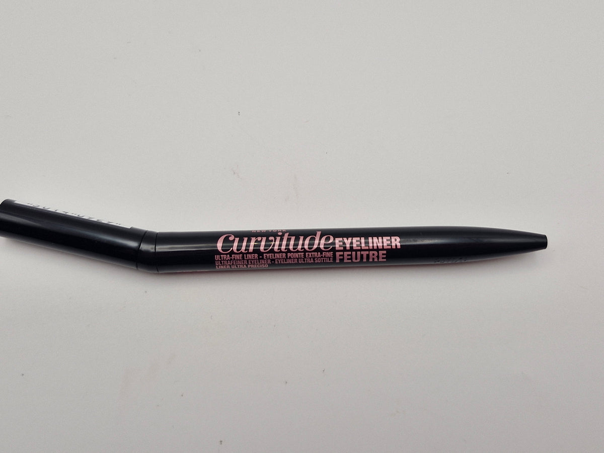 Gemey Maybelline New York Eye Liner Master Précise Curvitude 01