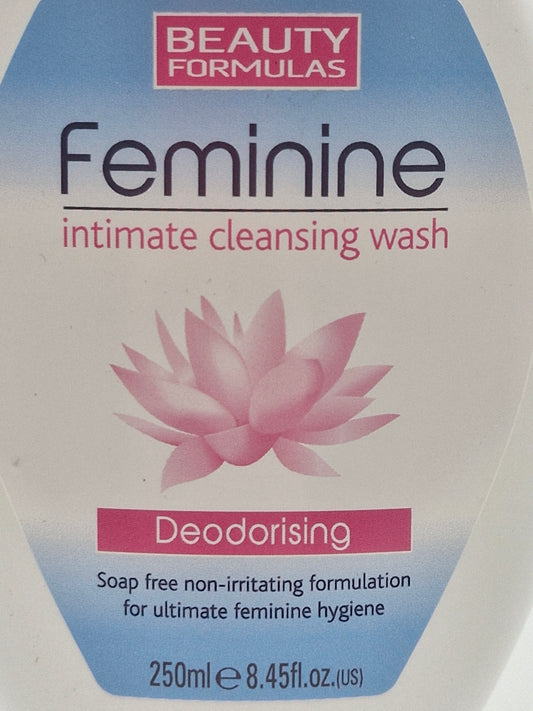 Feminine intimate cleansing wash