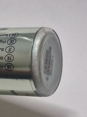 Makeup Revolution Liquid Highlighter - Mermaid Scales